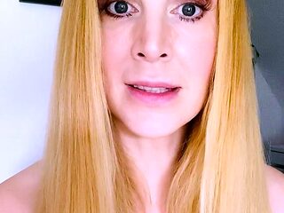 Blonde emo amateur solo masturbation