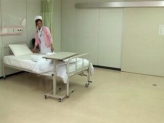 NURSE'S SECRET SESSION: CUTE NURSE ON HER KNEES WITH BIG ASS AND SMALL