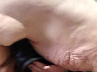 Feels so Good U Cumming in My Pussy