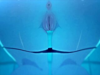 Animated 3D babe learns to swim in wet bikini