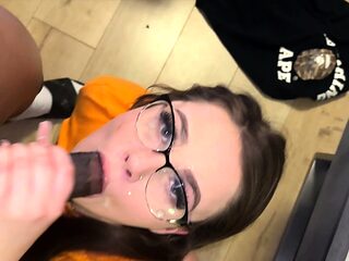 Amateur gloryhole blowjob and cumshot
