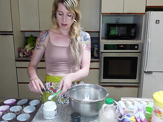 Intimate Baking with Harley