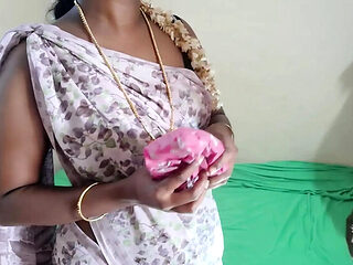 Desi Tamil Aunty Fucks Food Delivery Boy - Horny Housewife Ready For Action