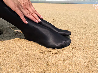 863 Shiny Black Stockings on the Beach