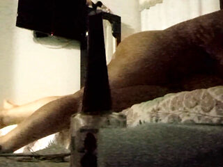 Dominant and Executive, My Boss Fucks Me with Passion and so We Go with the Protocols of Pleasure