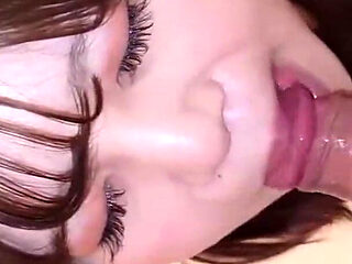 Raw Creampie Footage with a Fair-skinned Married Beauty with a Slender Body and Perfect Curves