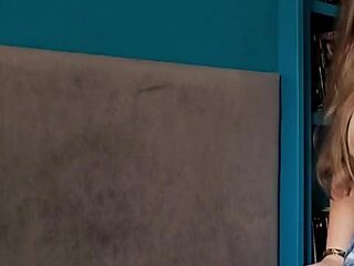 College girl Dani Daniels teaches dirty JOI