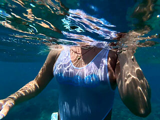 Big Ass Beauty Kayci Kaylani Nude Underwater Diving and Masturbation