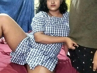 Indian school teacher seduces and fucks her big ass
