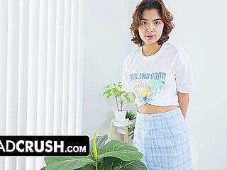 Quiet Girl Gives Up All Three Holes