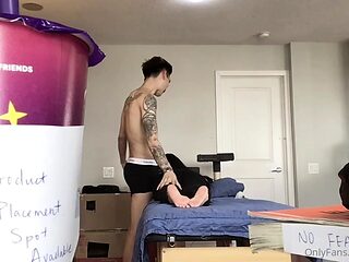 onlyfans.com Legit Korean RMT Intern Seduced Into Huge Cock