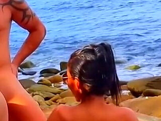 Ocean Rocks - Me and My Bestie