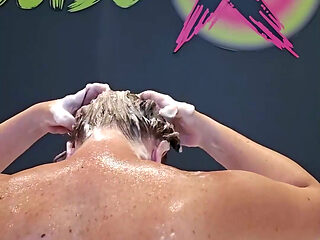 Ashley Turns Her Bath Hair Wash Into Toy Play