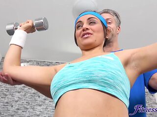 Big-titted Afghan beauty pushed to her limit in the gym