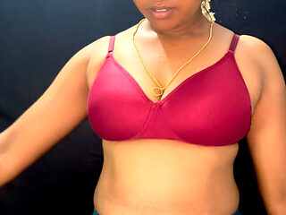 Indian tamil hot girl chudidar removing showing her body