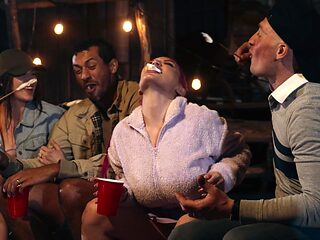 Small Hands' Wild Interracial Encounter Ignites Outdoor Passion Heat