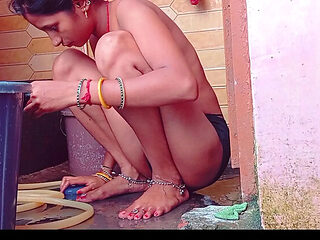 Full Nude Indian Teen Viral MMS - Bathroom Creampie & Squirting Orgasm