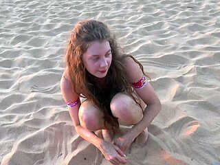 Skinny brunette amateurs dp solo