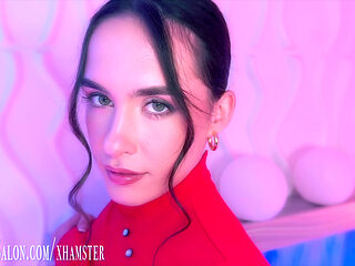 Swallow Salon Welcomes Daisy Phoenix