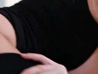 Sexy Big Tits Blonde MILF Michelle Thorne Gets Her Wet Pussy Covered in Cum