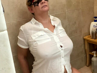 Sexy submissive pissed on