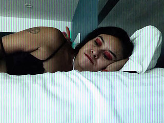 Banging and Chatting with Viewers on a Live
