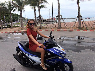 Thai GF motobike ride and fuck at home