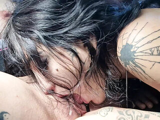 Two Lesbian Hitchhikers Give Me a Double Blowjob and Standing Fuck Outdoor