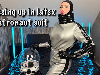 Dressing up in Latex Astronaut Suit