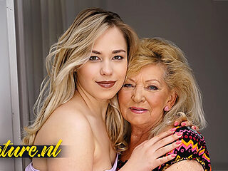 Grandma Ilya Gets Her Unshaved Pussy Licked By Hot Teen Selvaggia