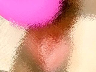 Amateur girl gets electrified orgasm from clitoral toy