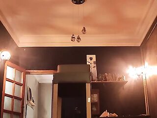 Kinky princess wants to play - Shy and modest, she invites you for some