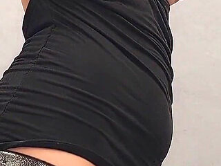 Mistress Makes Her Pussy Lick and Lick Her Ass Best Femdom