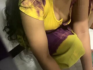 Indian Aunty And House Owners