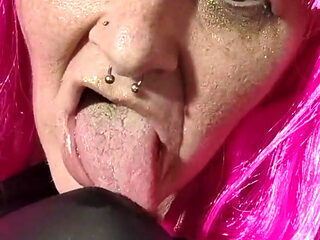 Lesbian Porn Star 69 Licking Puddles of Lesbian Juice