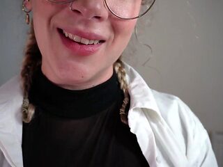 Sasha Curves BBW Giantess Shrinks Her Teacher
