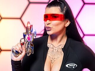Romi Rain & Trey Haze Sloppy Deepthroat And Face Fuck