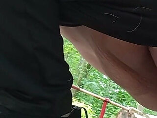 Flattulensen Pissing and Farting Outdoors