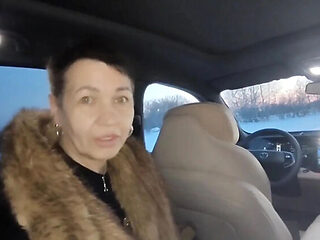 Winter Car Blowjob: Amateur Couple Sex in Snowy Drive