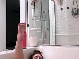 Alana Rose Pleasures Her Wet Pussy In Bathtub Onlyfans