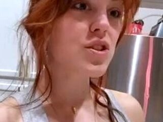 Amateur wild chick solo masturbation