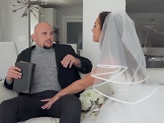 Kelsi Monroe - Bald Guy Fucks A Dark-haired Bride In White Dress And Brings Her To Or