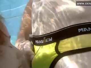 Minnie Manga's blowjob sex by Underwater Show