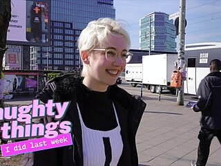 Annika Girls Eat Pussy Until They Cum