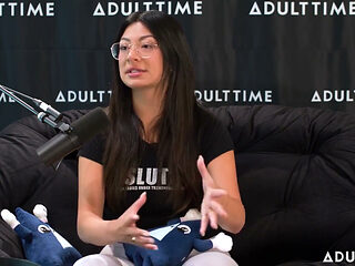 Cami Strella Surviving a Cult, Tiktok Fame, & Non-monogamy  the Adult Time Podcast
