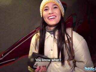 Energetic Lucy's cowgirl sex