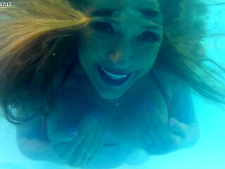 Underwater - Melisa the Mermaid