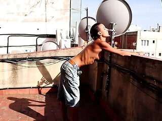 Magia Rosa Outdoor Blowjob on Terrace - Latina Amateur Cum in Mouth Summer Fun