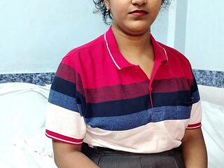 19 yr old Indian school girl in OYO viral sex in Hindi