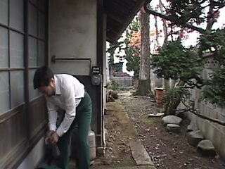P135G07 A slightly erotic love story between a man working as a postal worker in a rural area of the Kanto region and a wealthy widow!
